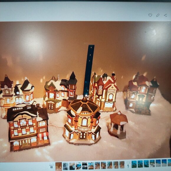 Kirkland Christmas village - Picture 6 of 6